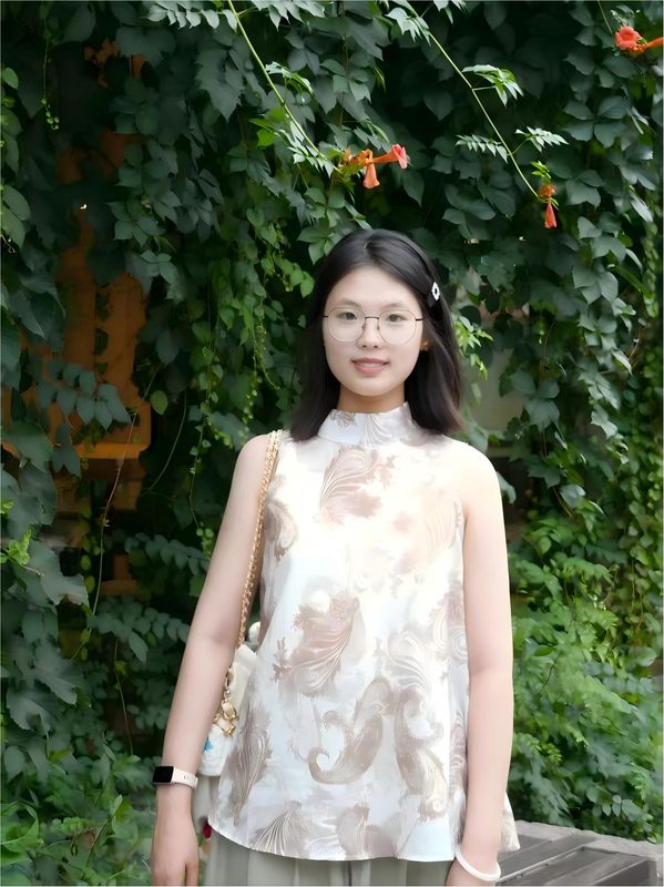 Wen-Rui Li